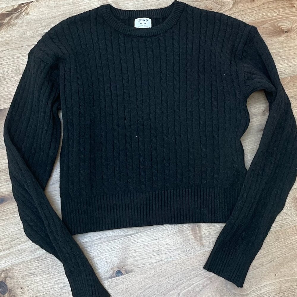 Black cropped sweater